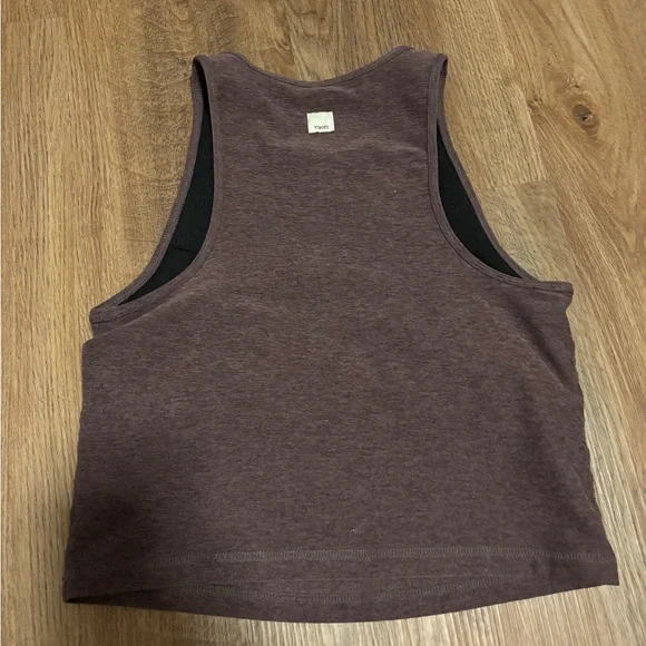 Women's Vuori purple elevation tank size small - Picture 2 of 2